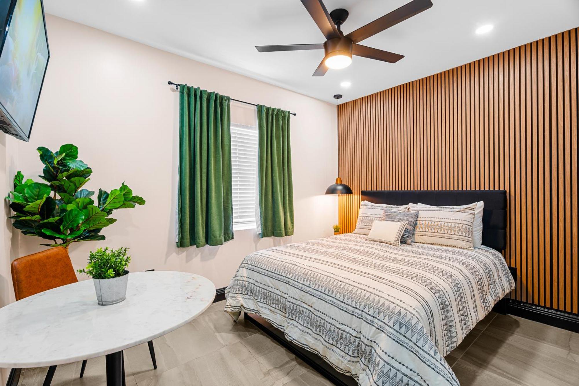 Apart-hotel Baybreeze By Lowkl Miami Beach